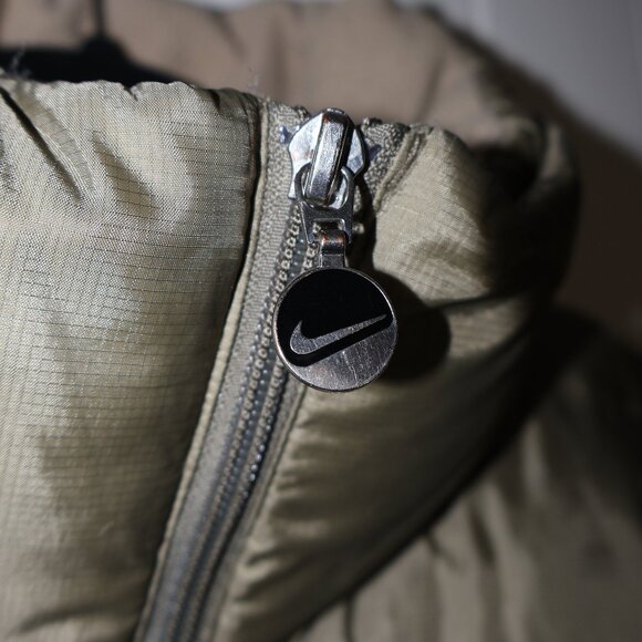 Vintage Nike Down Puffer Vest Olive – Men’s L - Picture 8 of 10